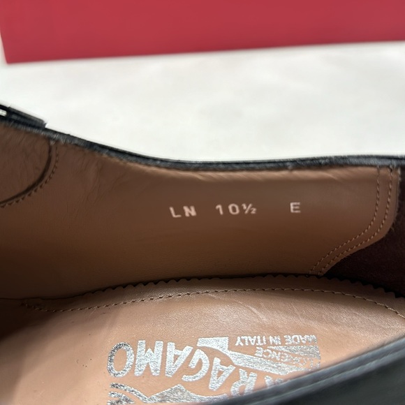 Salvatore Ferragamo Men’s Dress Shoe - Perfect Condition - Picture 2 of 11